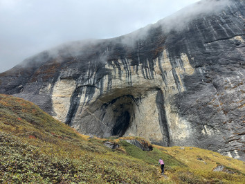 Makalu Base Camp Trek (14 days trek)