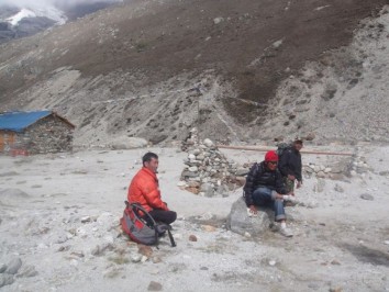 Makalu Base Camp Trek (14 days trek)